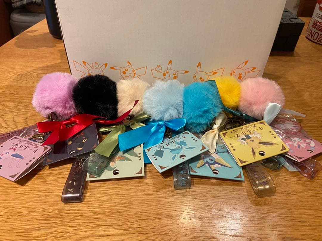 eevee collection キーホルダー 7種