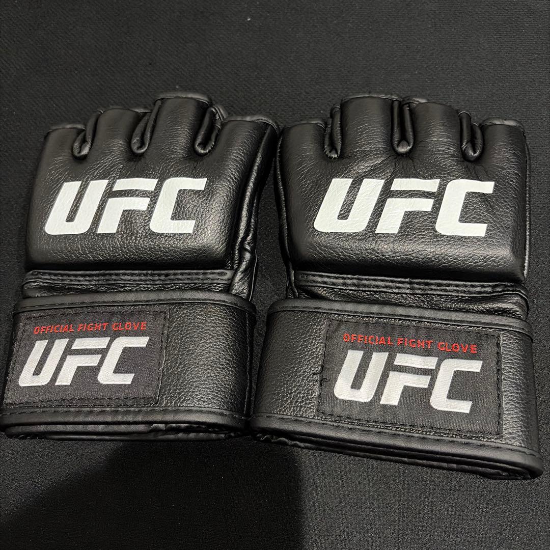 美品　UFC 公式オープンフィンガーグローブ　MENS XS