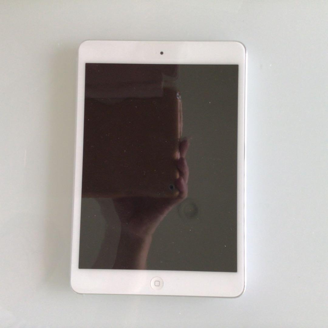 Apple iPad mini Wi-Fi 64GB ホワイト
