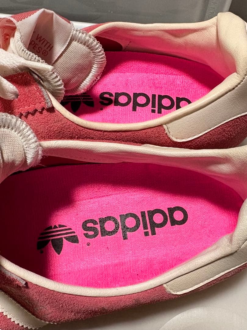 ※※注意※※正確なサイズ不明【adidas gazelle ピンク 】
