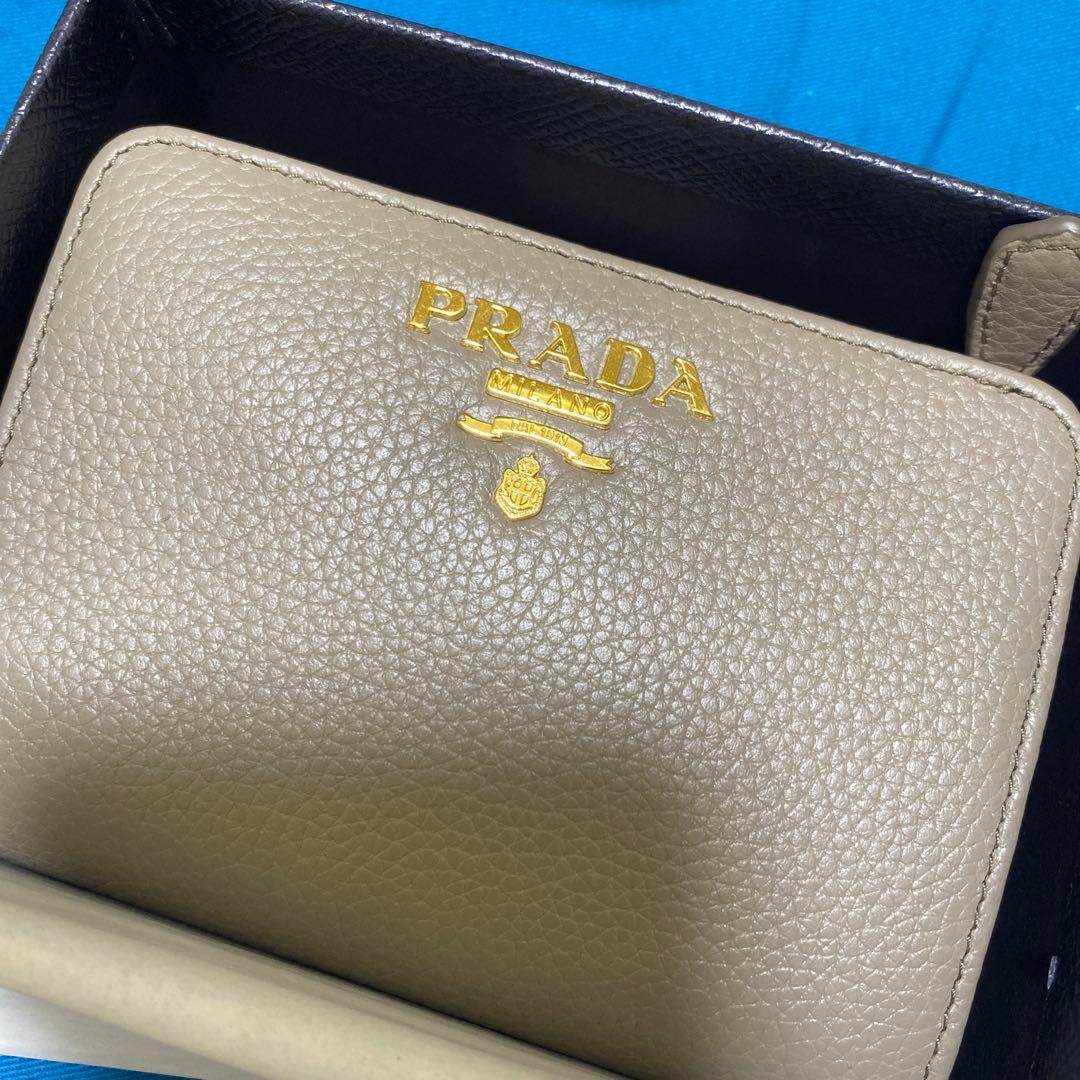 新品Prada[プラダ] ２つ折財布 レディース 1ML018