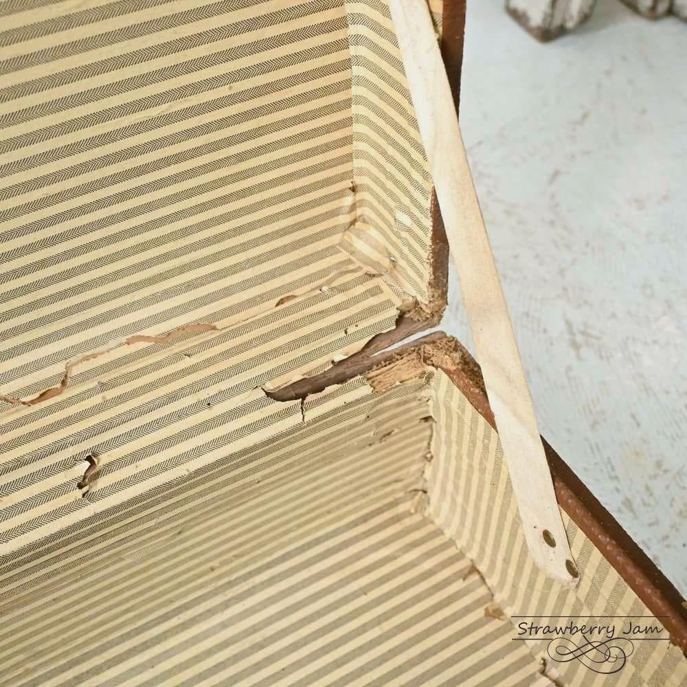 L3612-99-1 英国アンティーク トランク レザーバック 収納 レザー