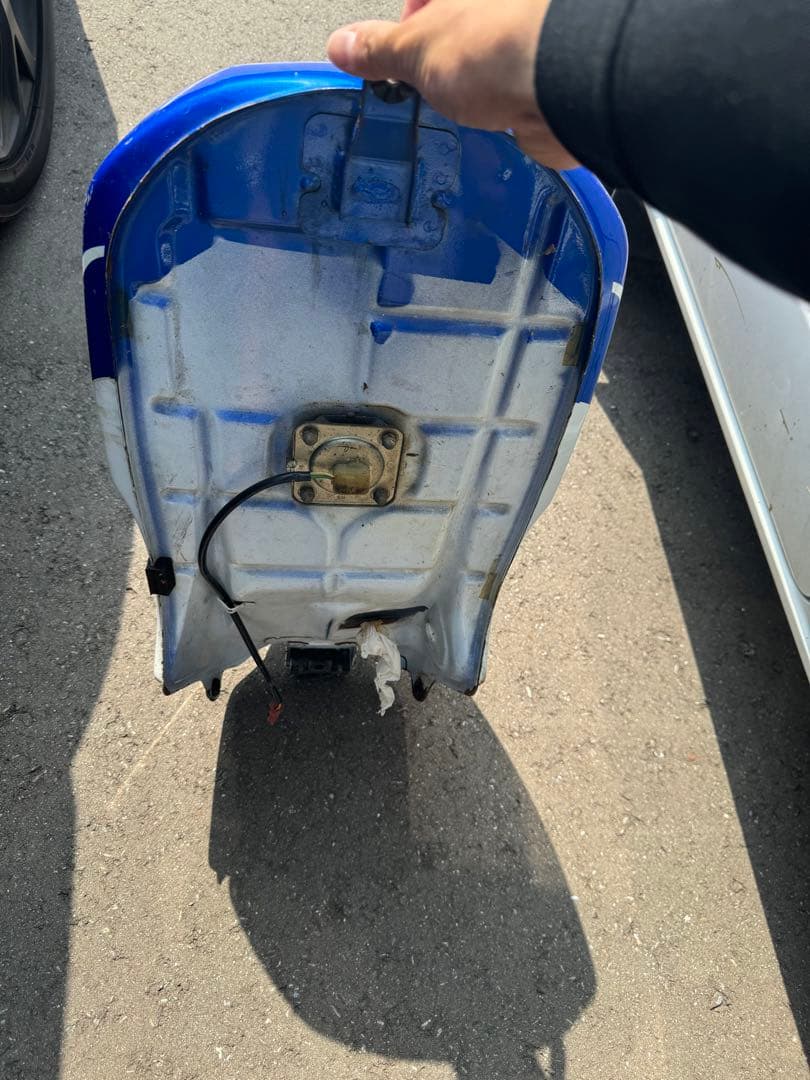 HONDA バイクタンク 青 CBRタンク鍵無し