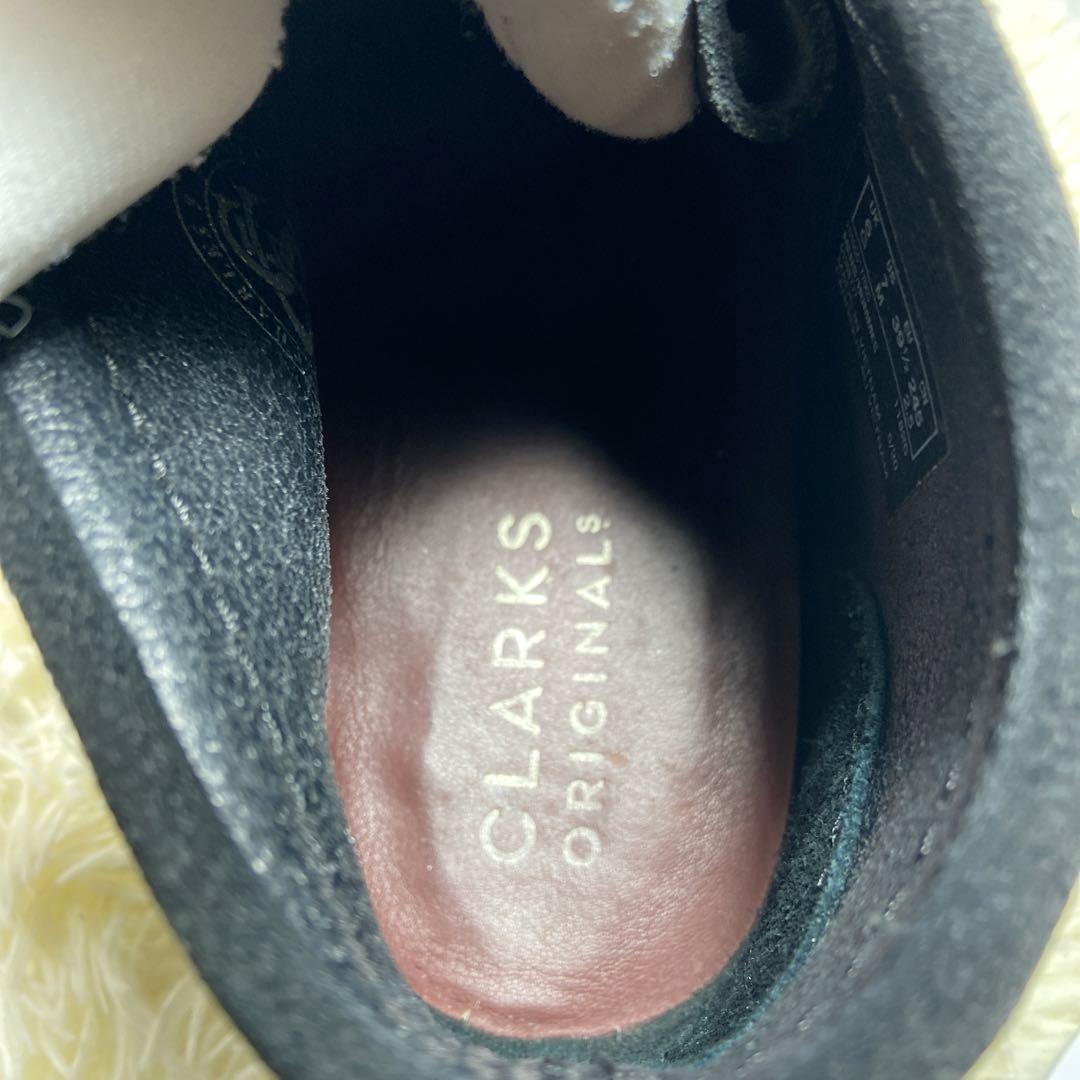 チャーム＆変え紐付✨クラークスCLARKS ORIGINALS ワラビー 黒色
