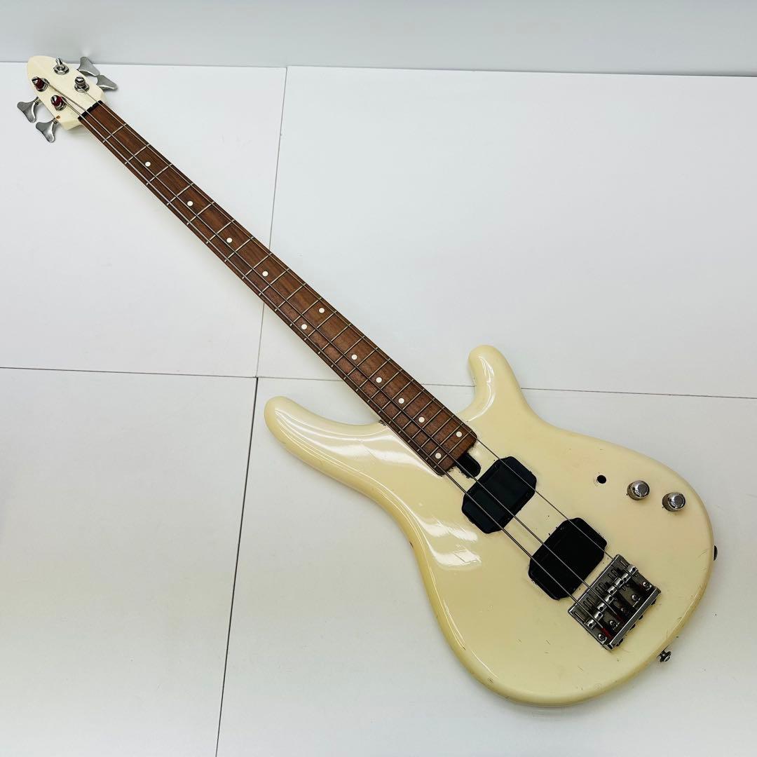 YAMAHA ベースギター　日本製！　型番不明