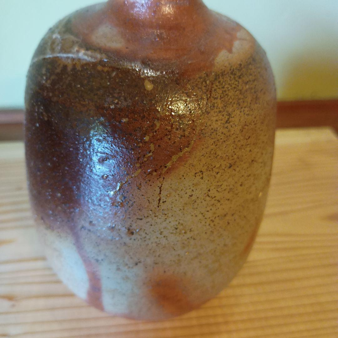 備前焼　人間国宝　伊勢崎淳　緋襷徳利　共箱
