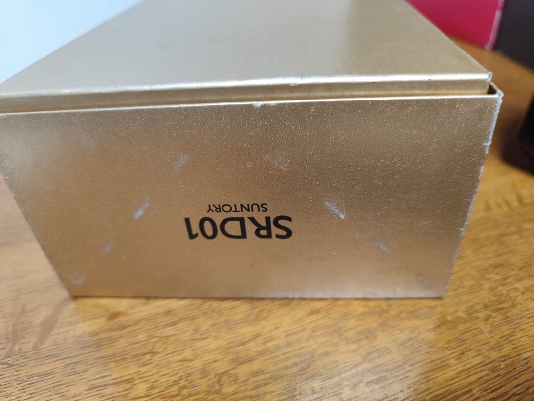 サントリーウイスキー　ローヤル　プレミアム　１２年　新品　未開栓　青ラベル