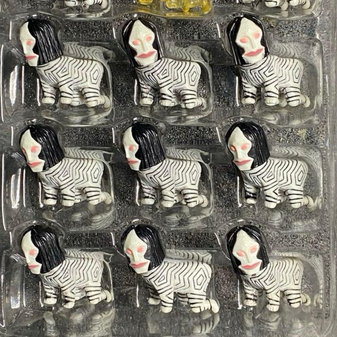 【希少シークレットver.】 ダダマニア ウルトラマン ダダ 三面怪人 DADA