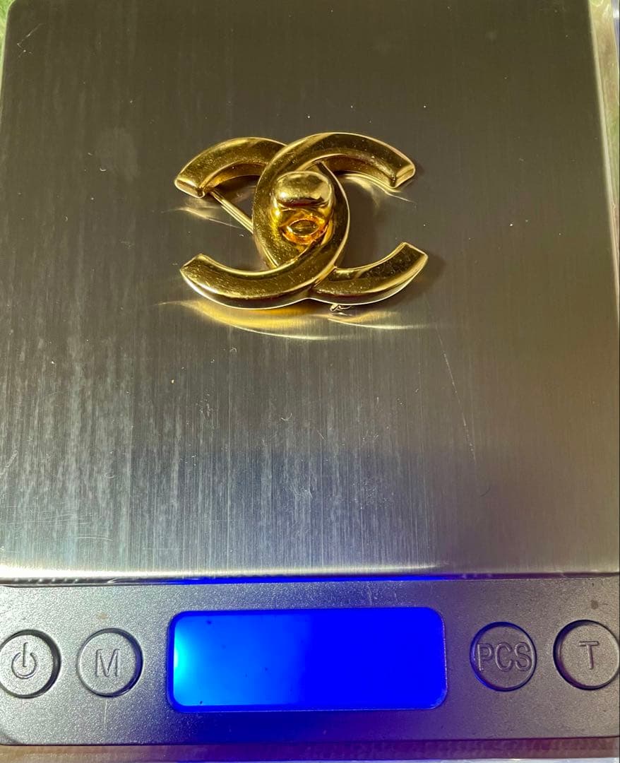 CHANEL シャネル ココマーク モチーフ ターンロック ブローチピン