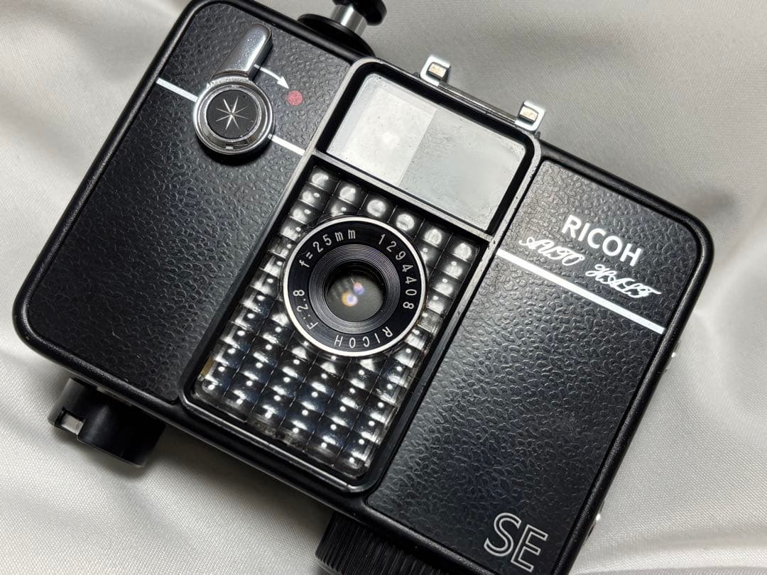 RICOH AUTO HALF SE ブラック　完動品　1/31まで