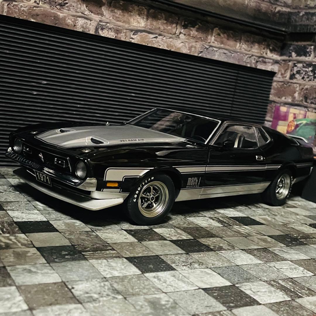 1/18 AUTOart フォード マスタング マッハ1 1971