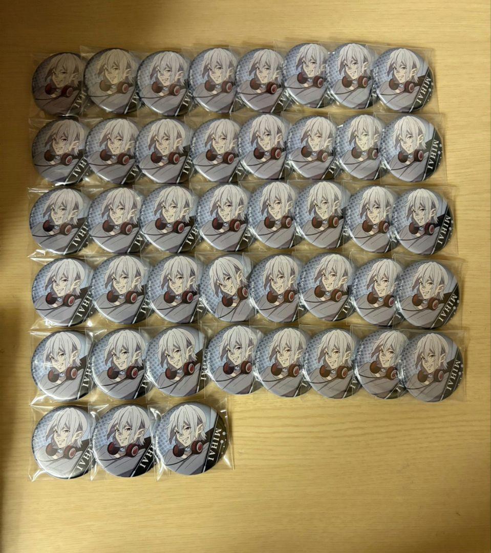 怪物事変　缶バッジ　ミハイ