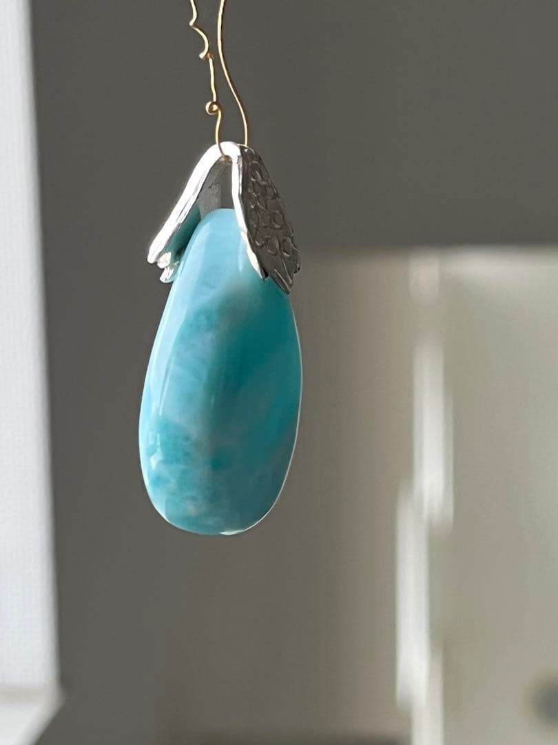 天然石☆高品質！ラリマーしずく型ペンダントトップ☆リーフバチカン&ブルーが美しい