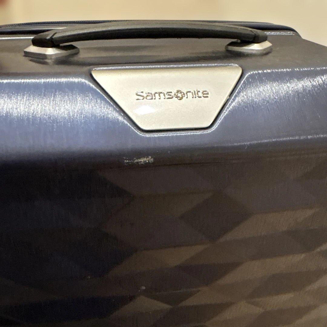 Samsonite ネイビー キャリーケース　ポリゴン　スピナー55
