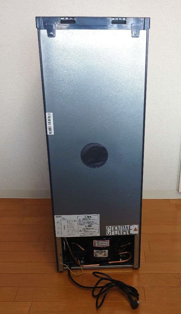 【未使用に近い】アイリスオーヤマ 冷凍庫 80lLスキマックス IUSN-8B