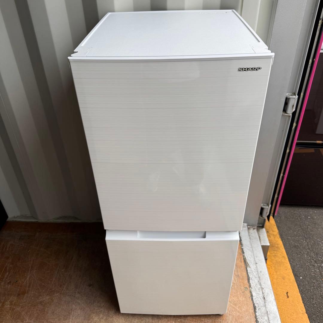 C7708★2021年製美品★シャープ　冷蔵庫　右.左開き　ホワイト　一人暮らし