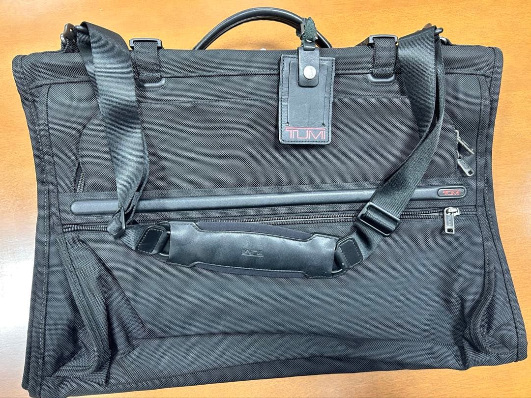 TUMI トゥミ　ガーメントバッグ　22133D4 ブラック
