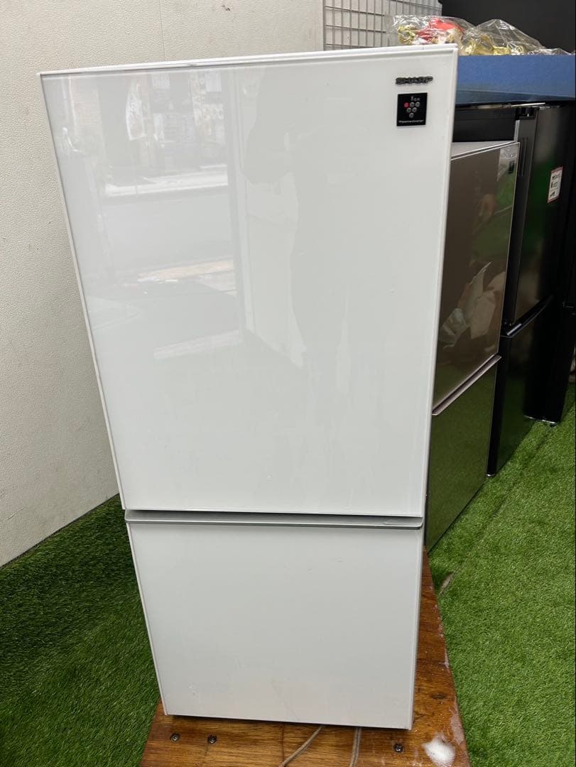 シャープ 冷蔵庫 SJ-GD14C-W 2017年製