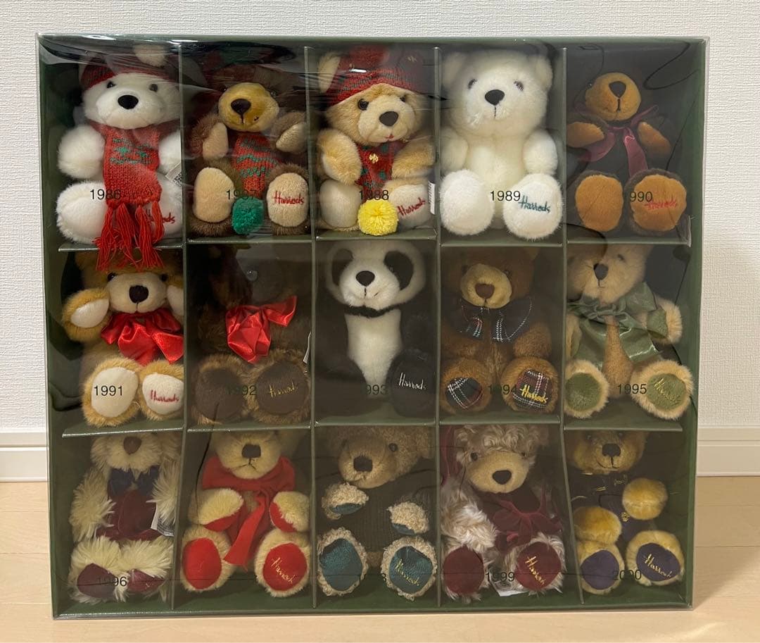 ハロッズ　ミニチュア　イヤーベア　15体セット