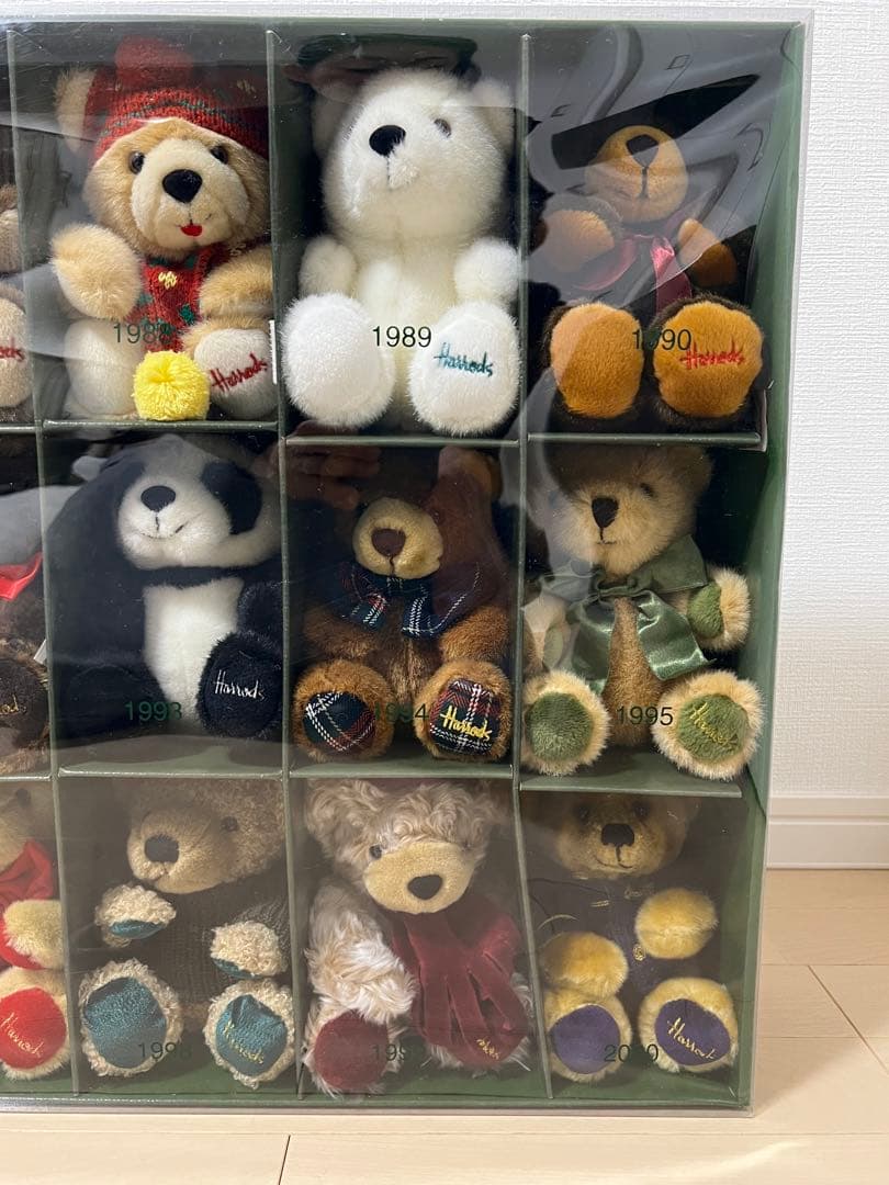 ハロッズ　ミニチュア　イヤーベア　15体セット