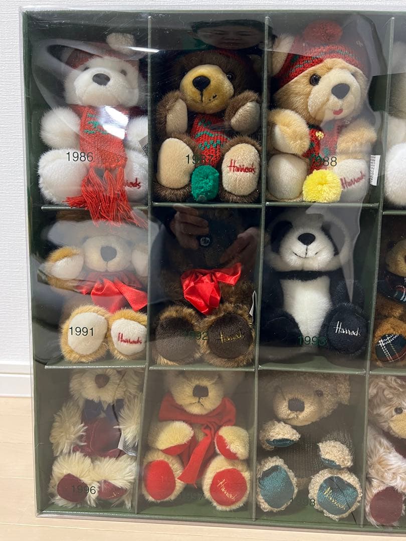 ハロッズ　ミニチュア　イヤーベア　15体セット