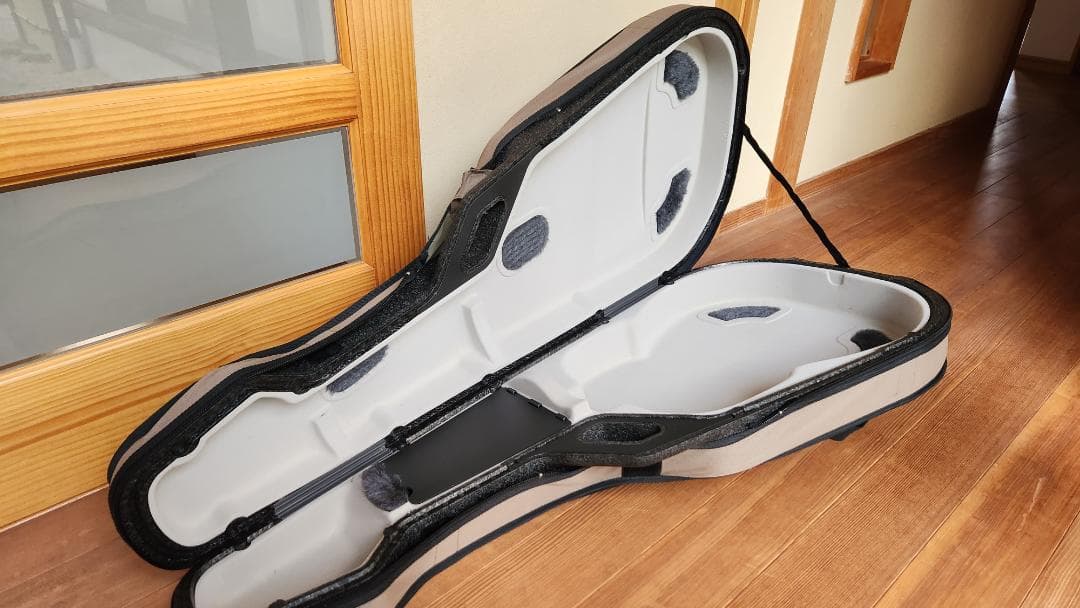 EASTMAN（イーストマン）AR-605E　中古