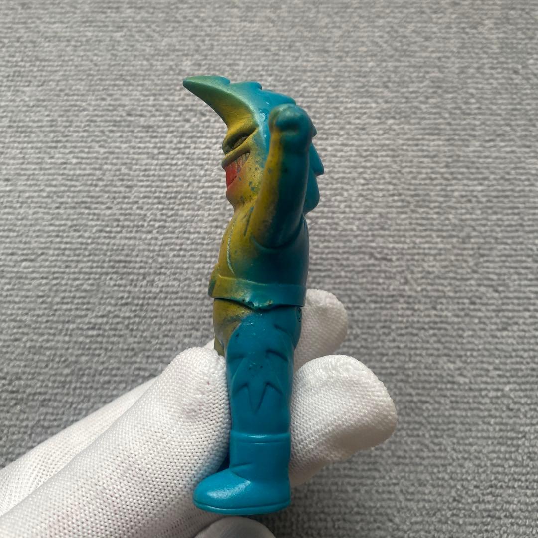 ⚠️レア　ポピー　旧バンダイ　仮面ライダーV3 ミニミニソフビ　ピッケルシャーク