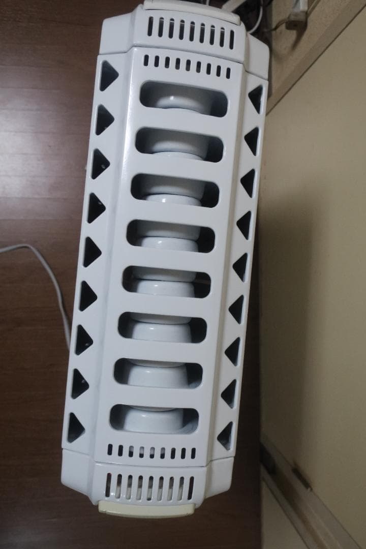 デロンギ　オイルヒーター　 ドラゴンデジタルスマート QSD0915-WH