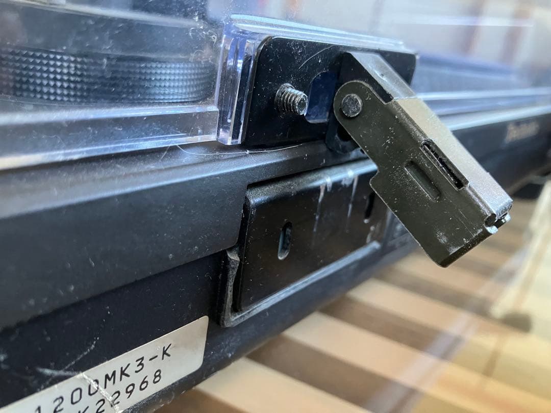 Technics SL-1200 MK3ターンテーブル