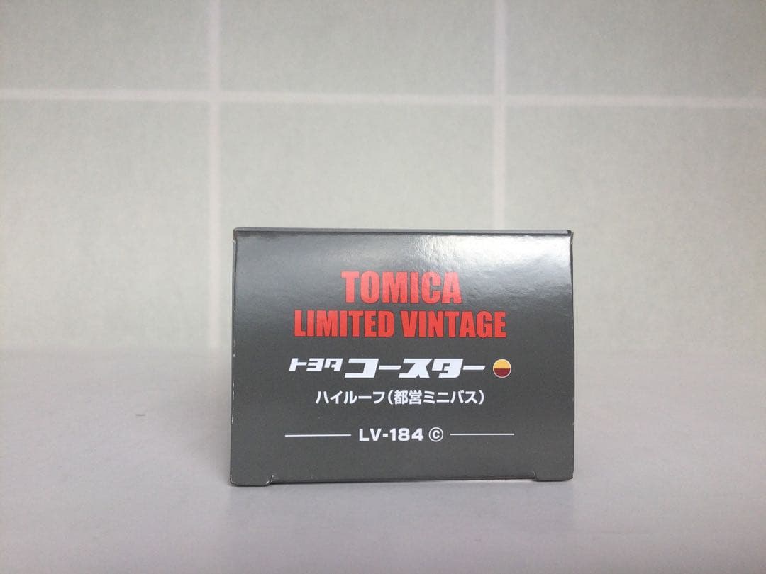トミカリミテッドヴィンテージ LV-184c トヨタ コースター