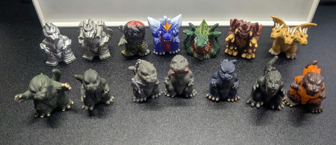 ゴジラ　指人形 セット