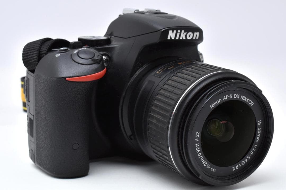 ニコン　Nikon D5500 レンズキット ≪S数1562回≫