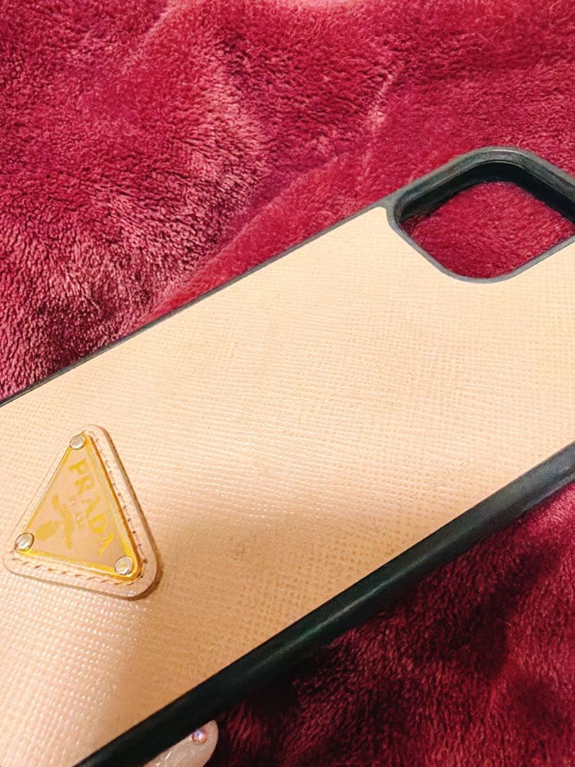 PRADA iPhoneケース ベージュ 12pro