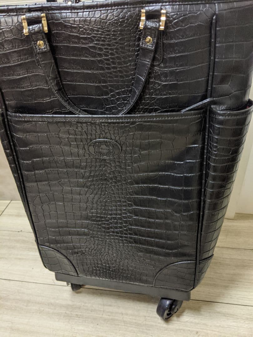 未使用品【SWANY】スワニーキャリーバッグ　クロコ型押し 高級