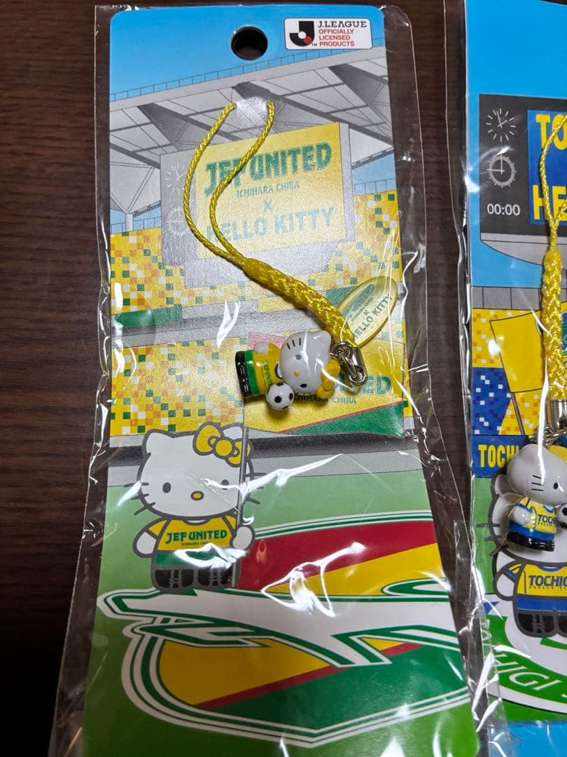 希少 激レア 新品 ご当地 ハローキティ サッカー コラボ ストラップ 6点