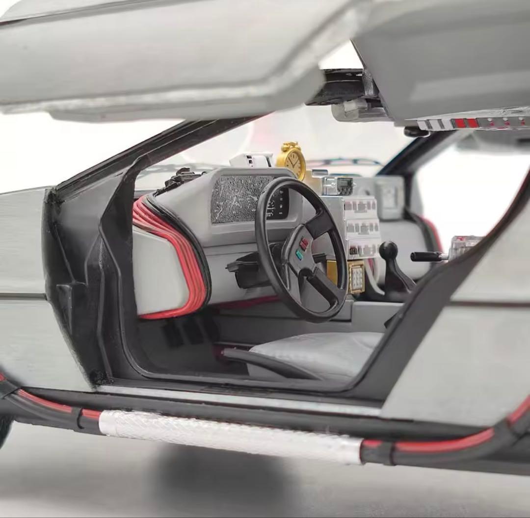 デロリアン 1:18 バック・トゥ・ザ・フューチャー