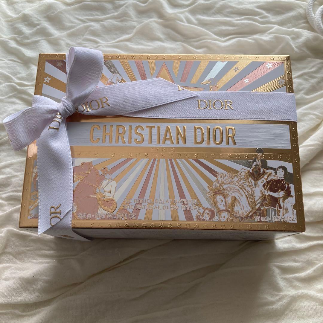 Dior ホリデー限定オファー　2025クリスマスコフレ
