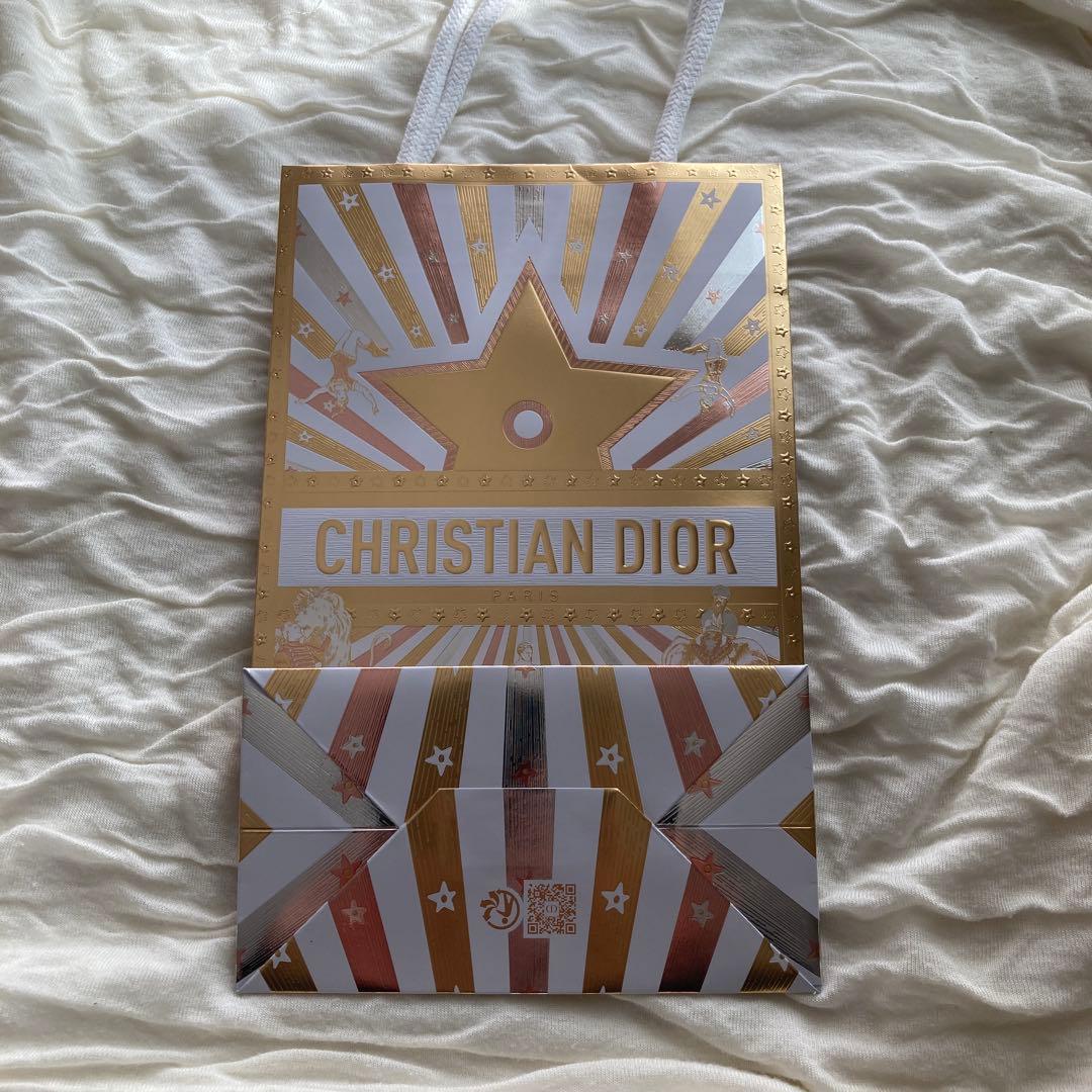 Dior ホリデー限定オファー　2025クリスマスコフレ