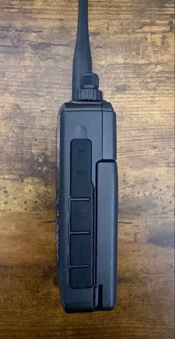 トランシーバー KENWOOD TH-D75