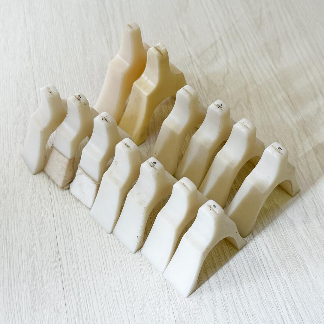 最高級 琴 13弦 綾杉彫り 山有 山田流 舟一刀 玉緑包み柏葉 くり甲 蒔絵