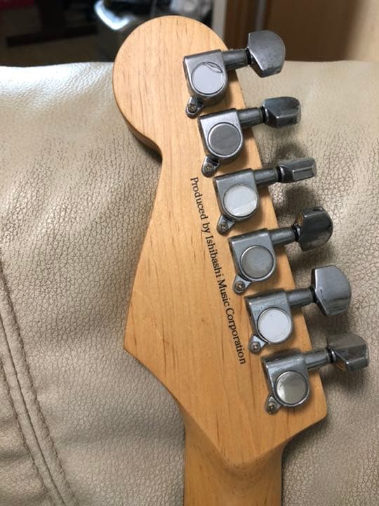 Mavis エレキギター