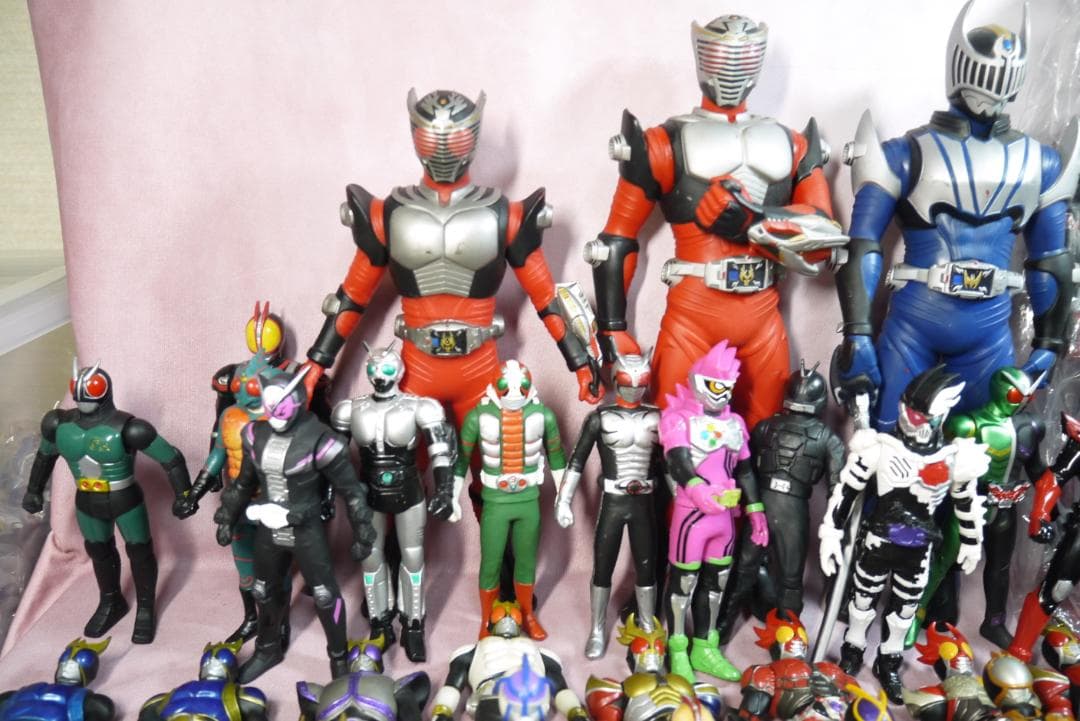 ライダーヒーローシリーズ　ビッグサイズソフビフィギュアなど　118体セット