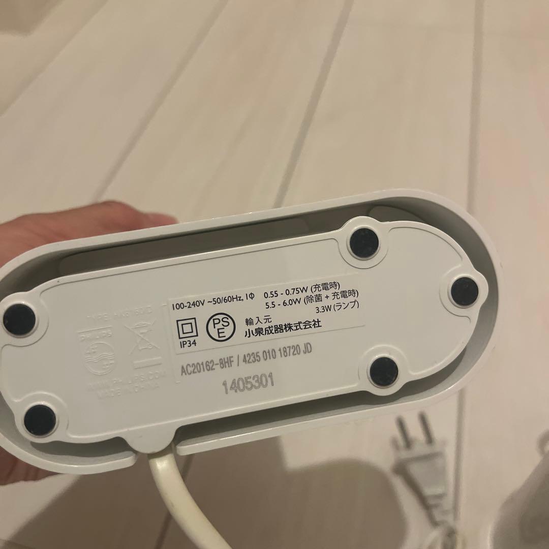 PHILIPS 電動歯ブラシ本体 充電スタンド・替えブラシ付き　2体セット
