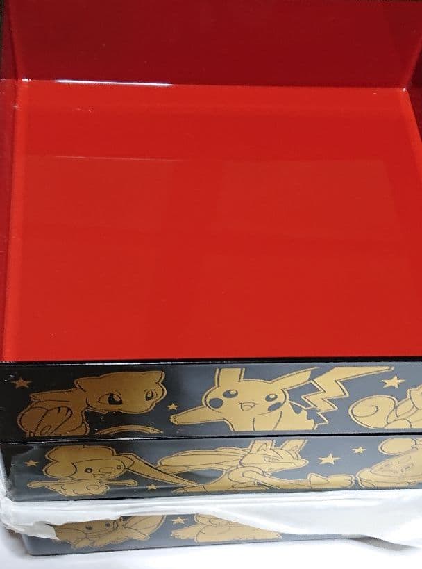 希少・激レア ポケモンセンター ピカチュウ 重箱とお箸のセット