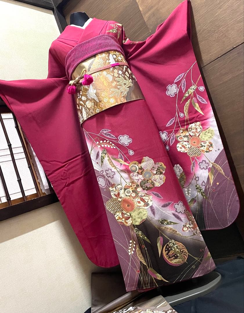 振袖 フルセット6点サイズM〜Ｌ刺繍　吉祥花蝶文　暈し染め　金糸　金彩　正絹