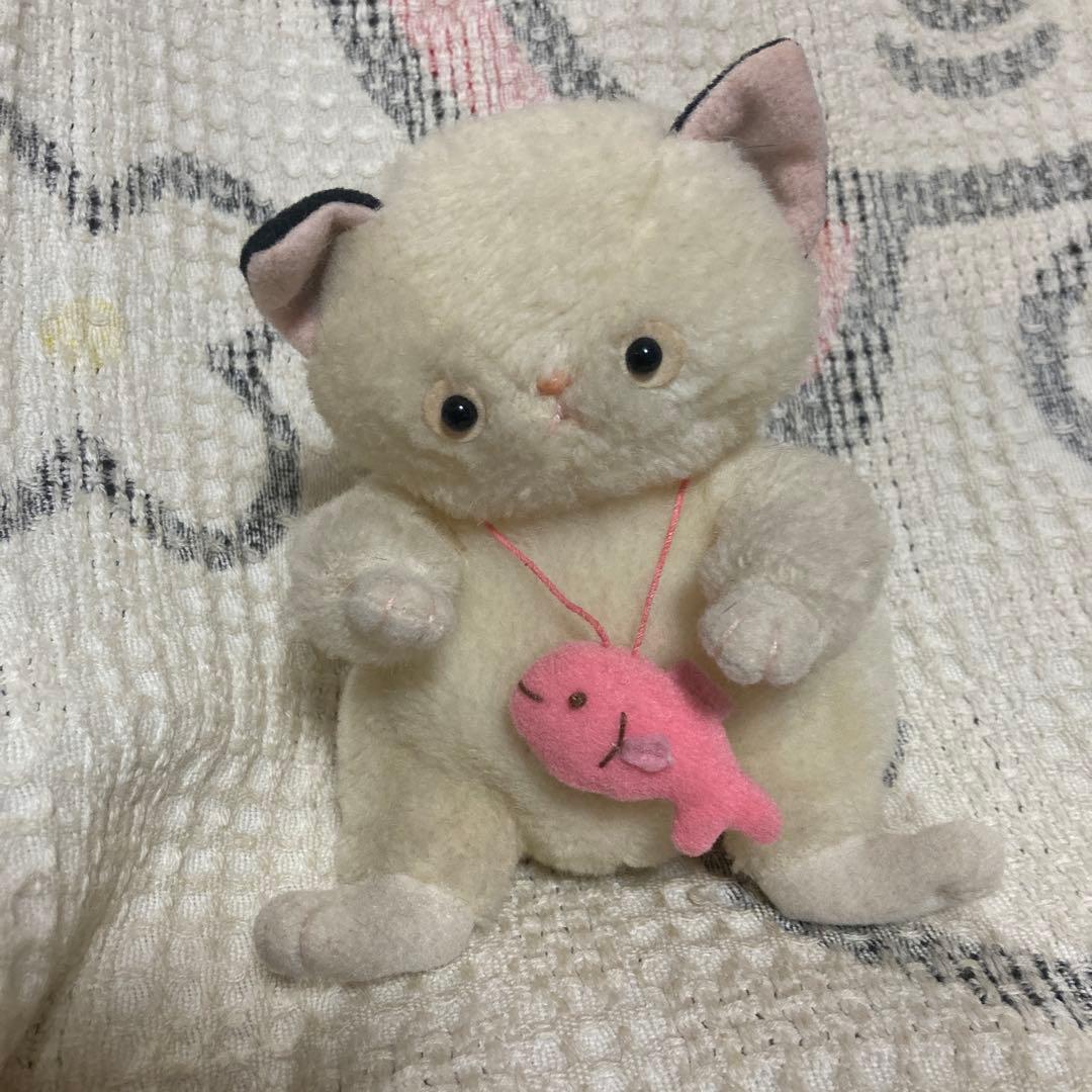 モンスイユ　中国製　猫　ぬいぐるみ　2コセット 中古品