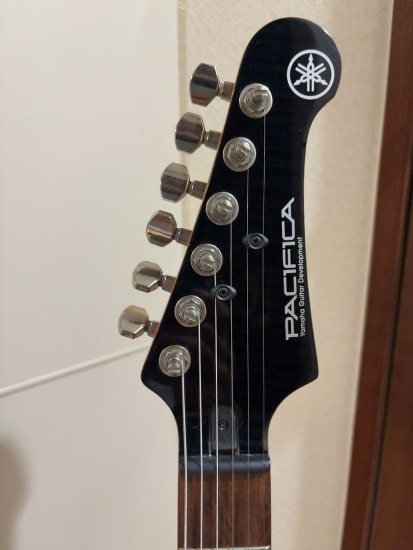 【ぼっち・ざ・ろっく！】後藤ひとり仕様(ヤマハ　PACIFICA 611VFM)