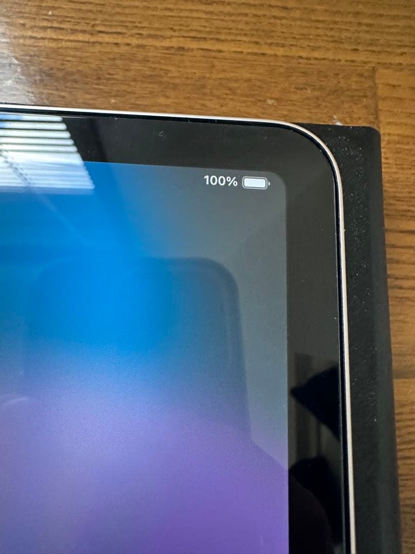 しずくApple iPad Air (第５世代) Wi-Fi 256GB