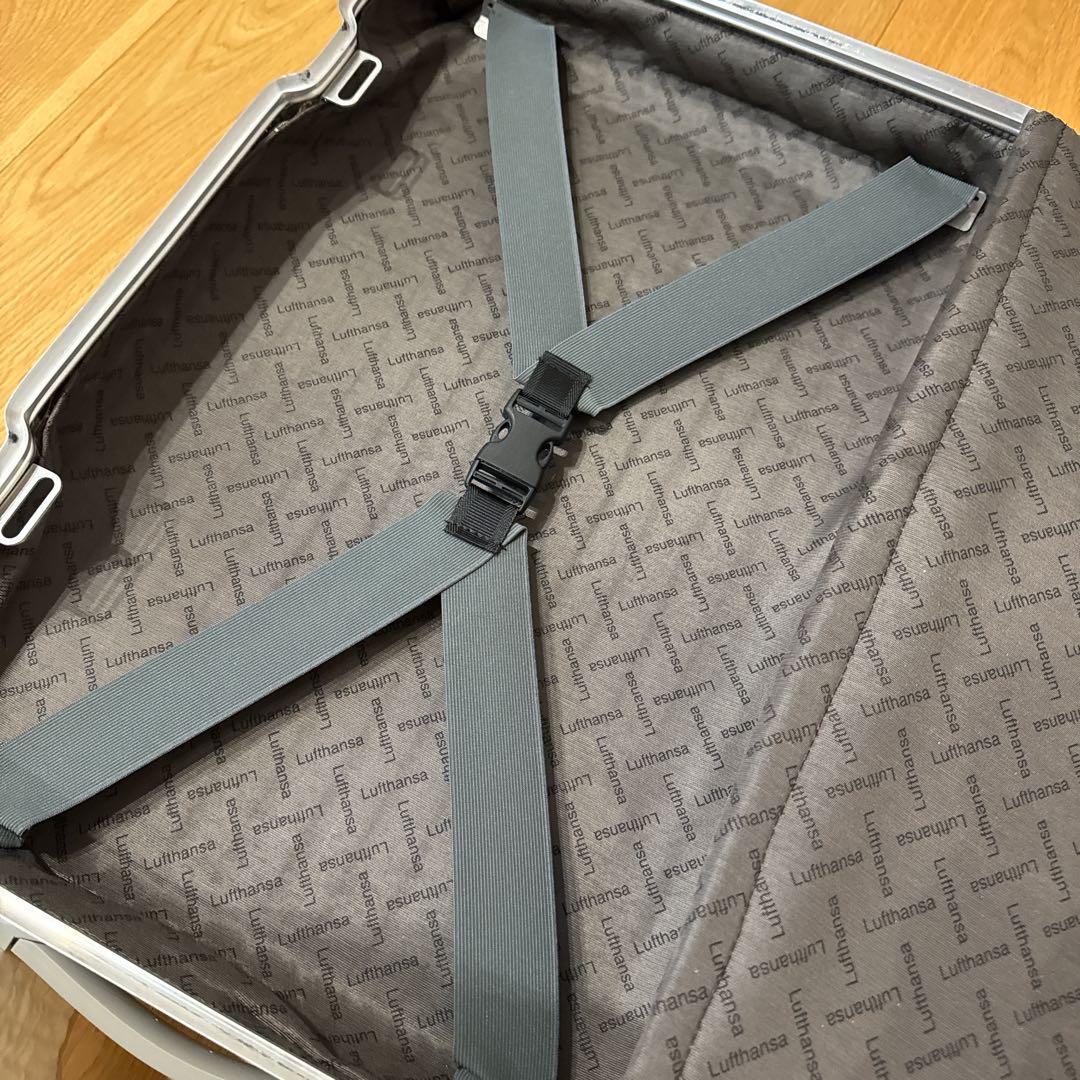 【廃盤希少】Rimowa リモワ　ルフトハンザ　32L 機内持ち込み可能　2輪