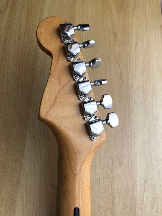 フェルナンデス　希少スパロゴ　ジャパンヴィンテージ　トレモロ無しナット無し